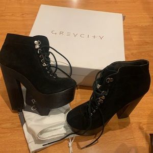 Grey city black platform booties
